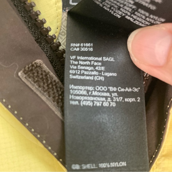 The North Face HyVent Waterproof Rain Jacket Women’s Small Yellow - Picture 5 of 7